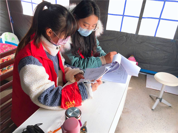 资源环境学院学生党员争做志愿者 积极参与抗击疫情